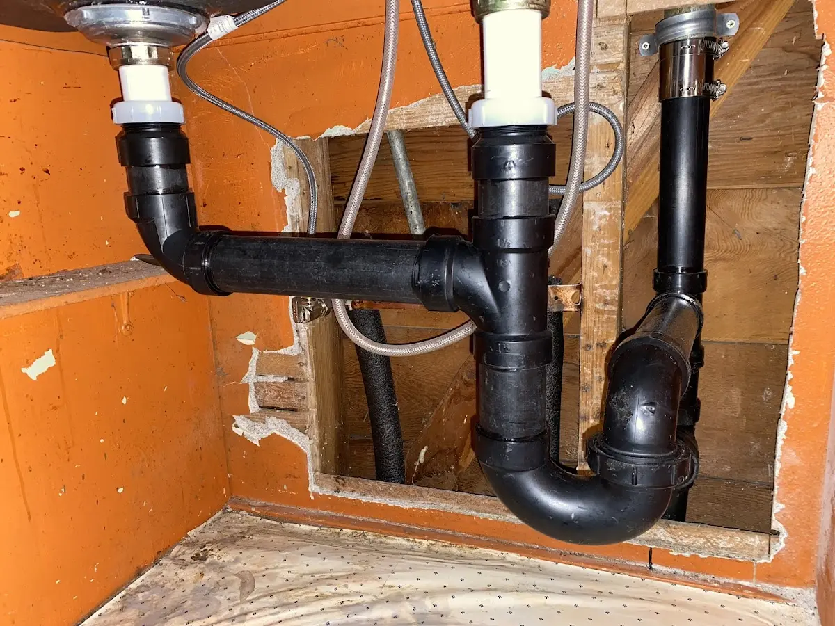 Professional Pipe Bursting equipment and tools on the job in Wilson